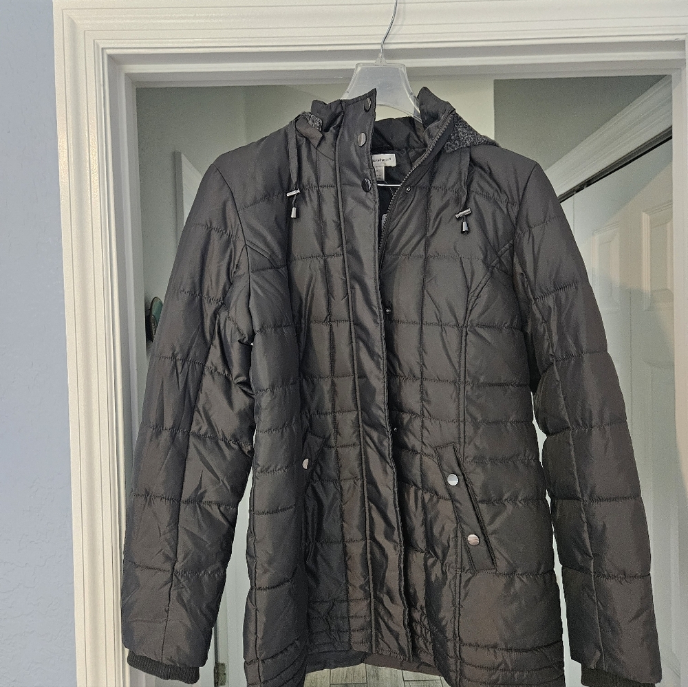 NWT Charcoal Grey Quilted Jacket with Fuzzy Lined Hood.